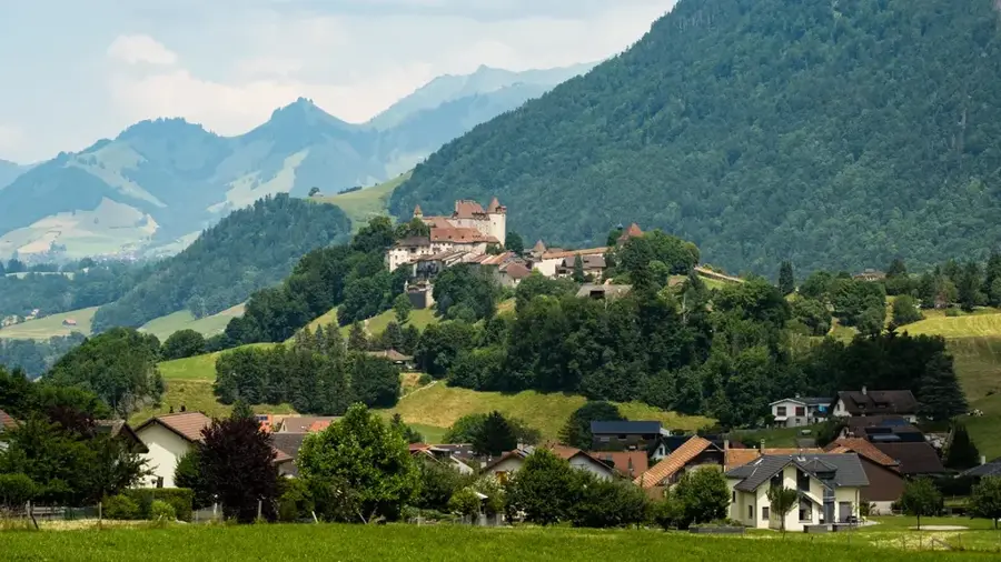 Gruyères City Walls — Châtel-Saint-Denis (Switzerland)