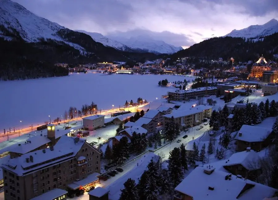 St. Moritz — Dhambalin Felskunst (Somalia)