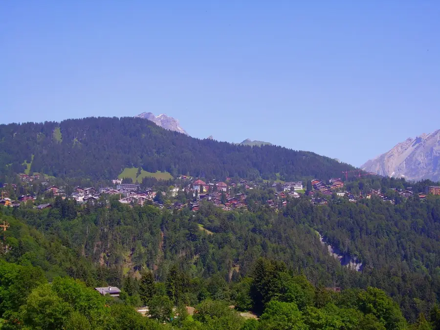 Villars-sur-Ollon — Pully (Switzerland)