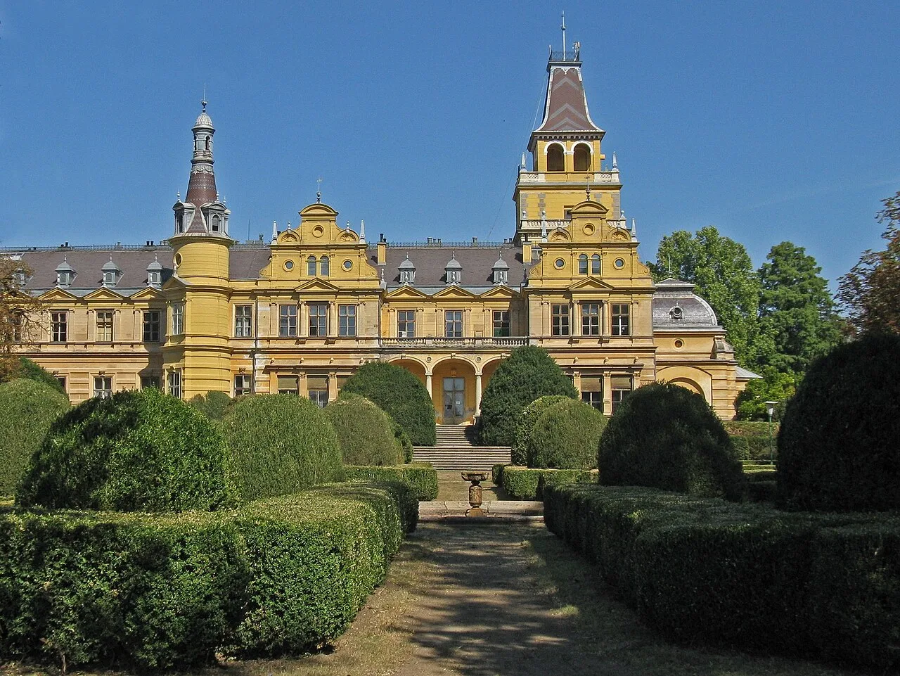 Szabadkígyósi Wenckheim-kastély – látnivaló