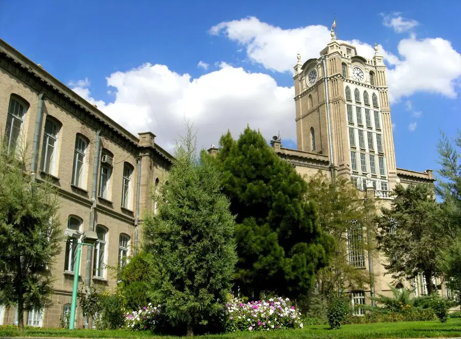 Complexul Petrochimic Tabriz (Iran)