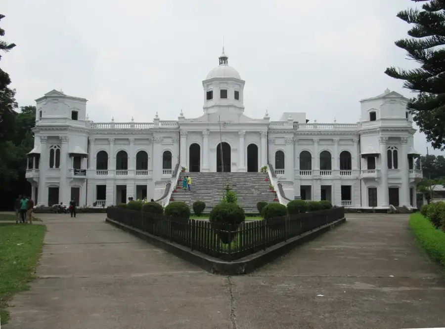 Palatul Tajhat