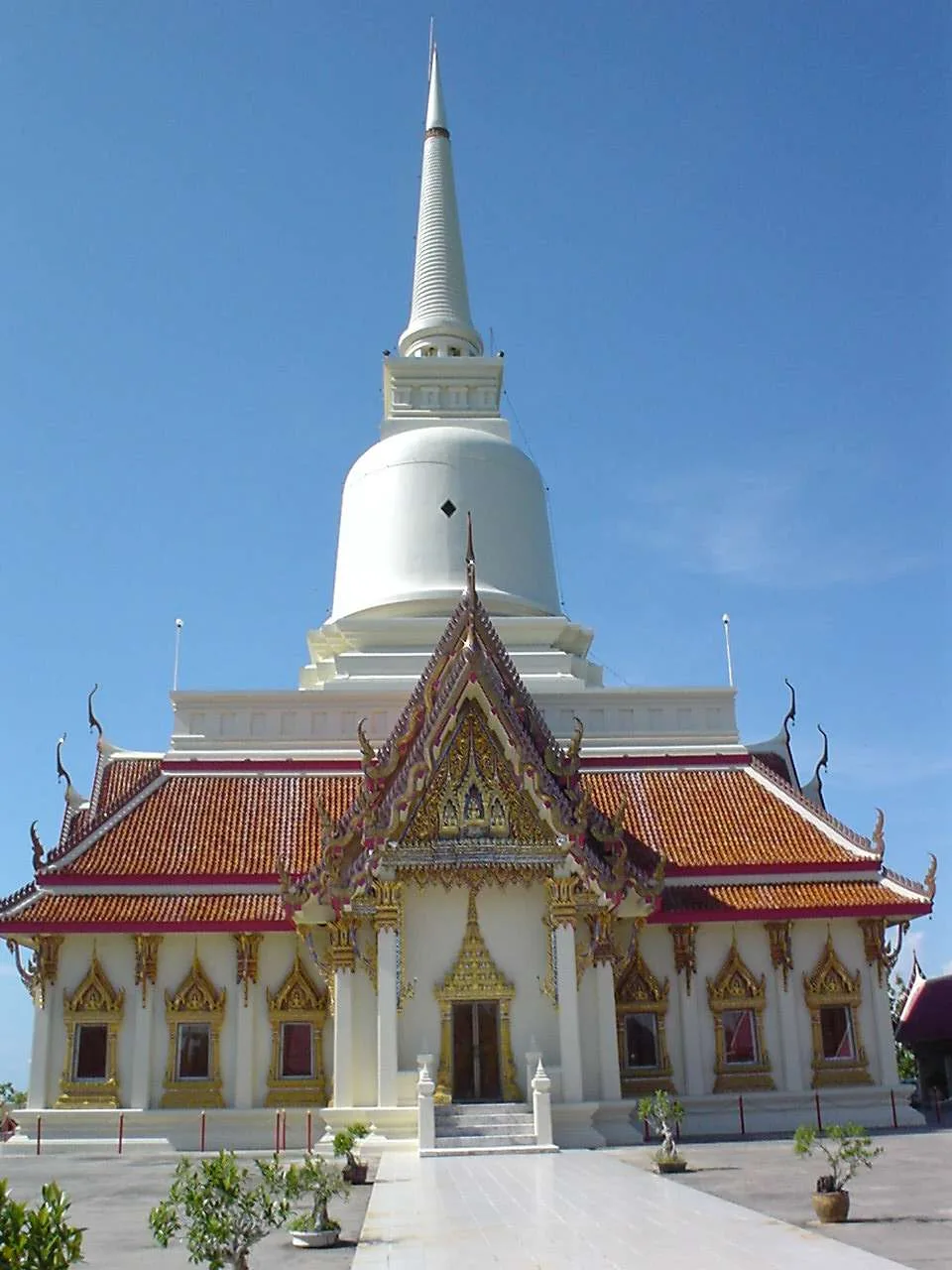Don Sak — Wat Plai Laem (Thailanda)
