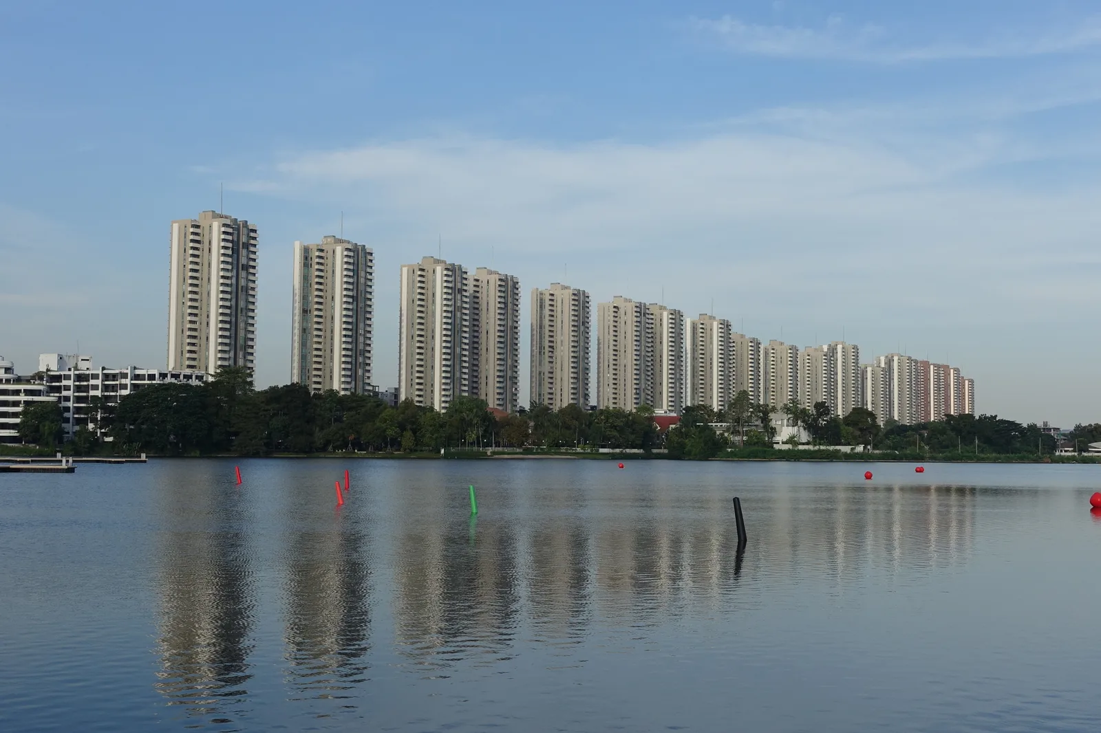 Khlong Muang