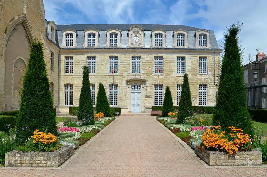 Thouars – city