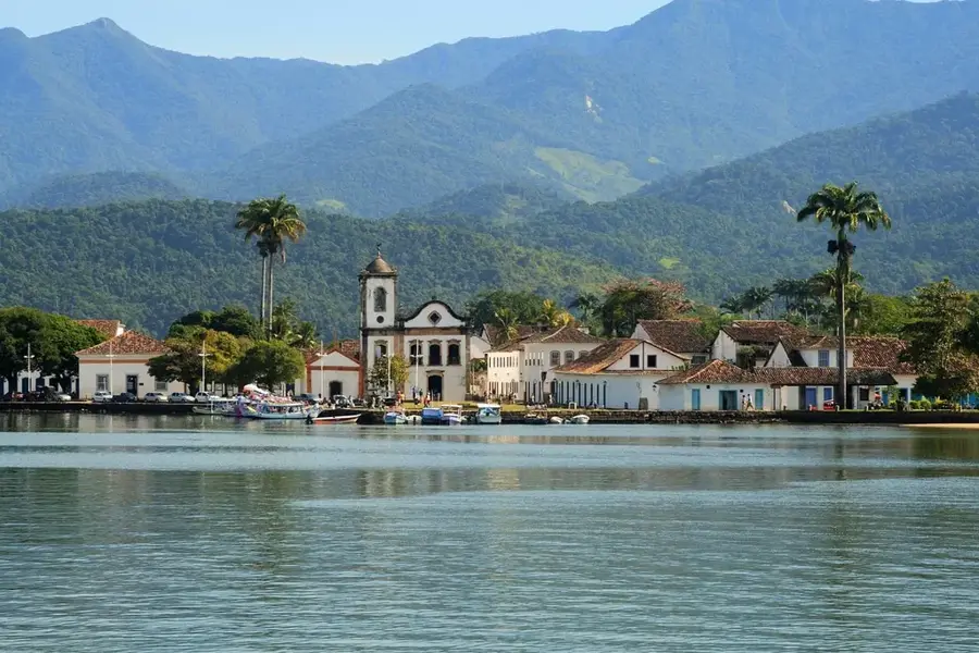 Toliara Gyarmati Központja — Toliara Óceánográfiai Múzeum (Madagaszkár)