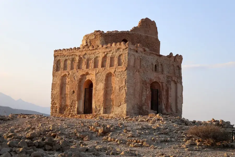 Mausoleum der Bibi Maryam — Wadi Shab (Oman)
