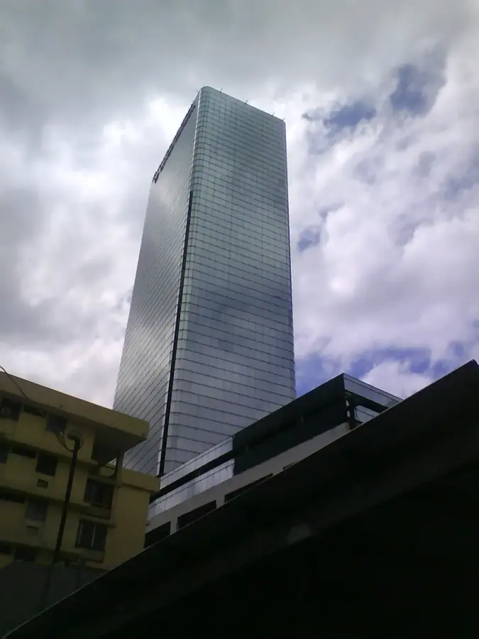 Torre Omega — Pacora Fluss (Panama)