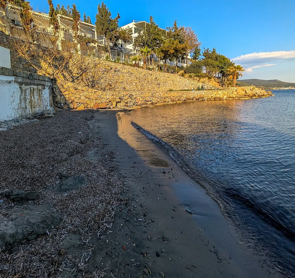 Bardakçı Beach