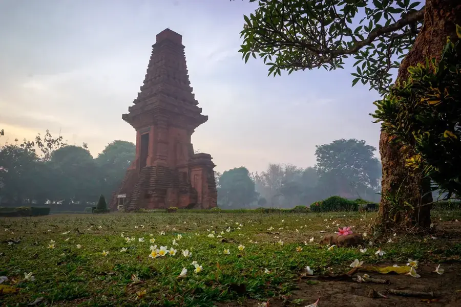 Archäologische Stätte Trowulan — Surabaya (Indonesien)