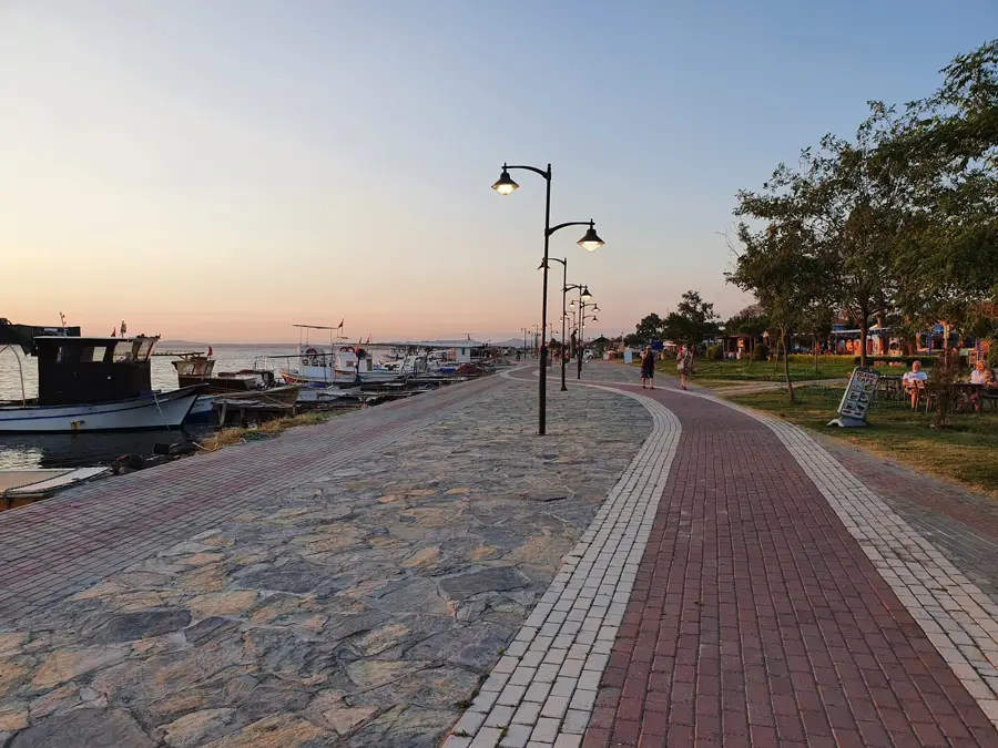 Altınova