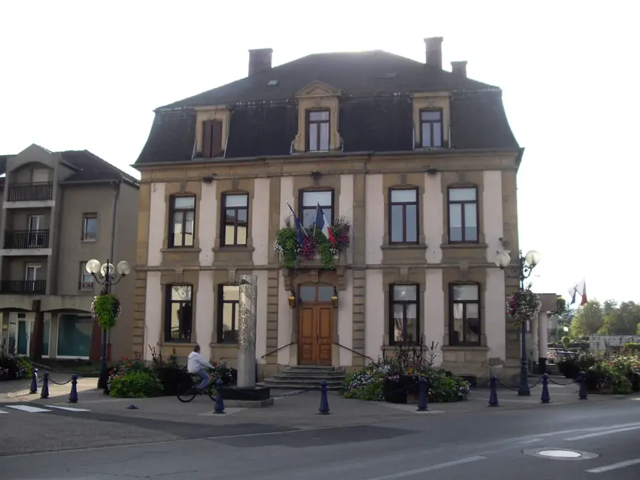 Uckange – city