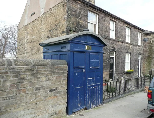 Almondbury – város