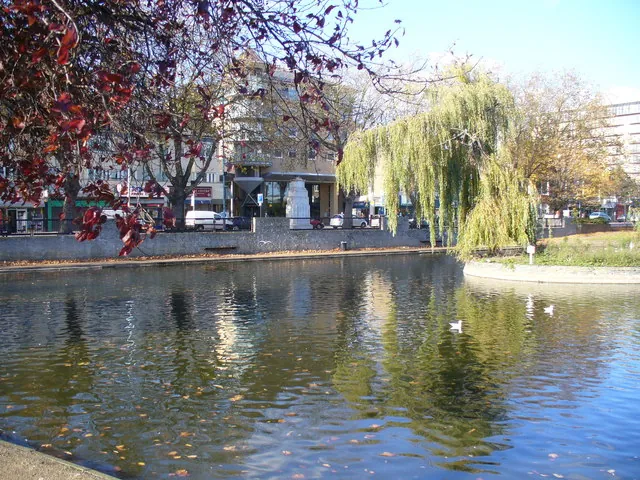 Feltham – város