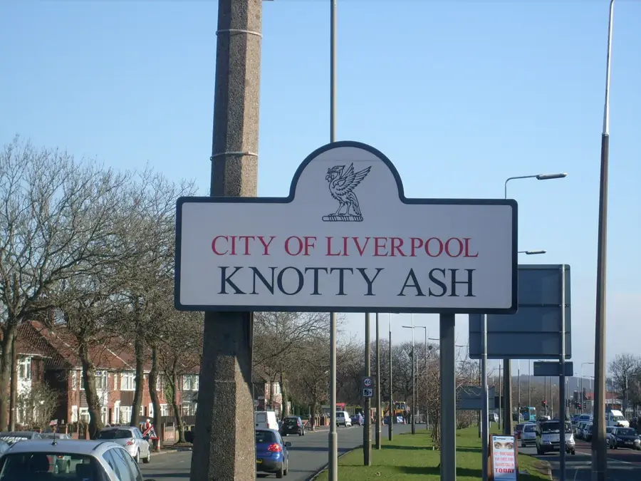 Knotty Ash – város