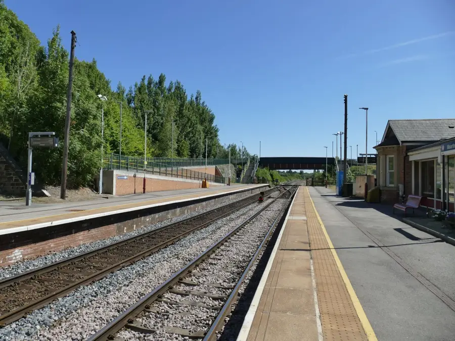 South Kirkby and Moorthorpe – város