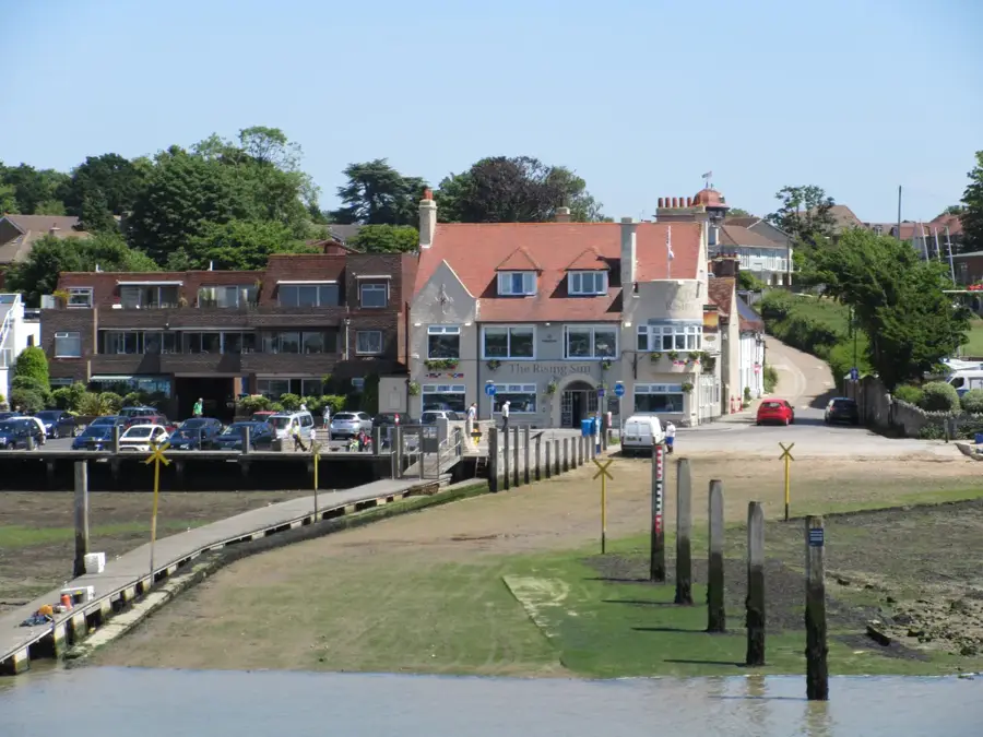 Warsash — Cowes (Egyesült Királyság)