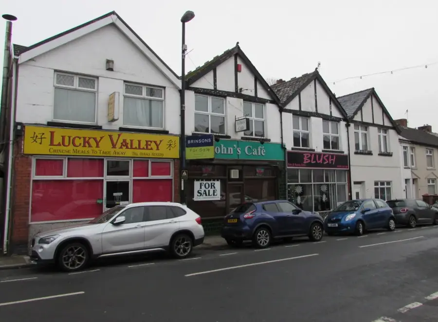 Ystrad Mynach – város