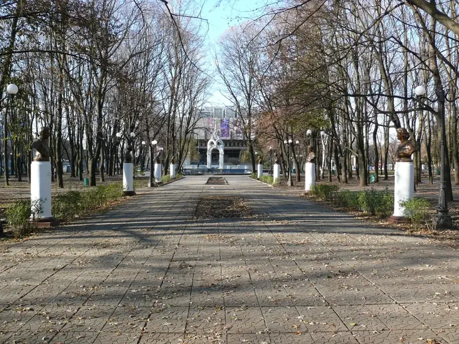 Fântâna Fluxul de Oglindă