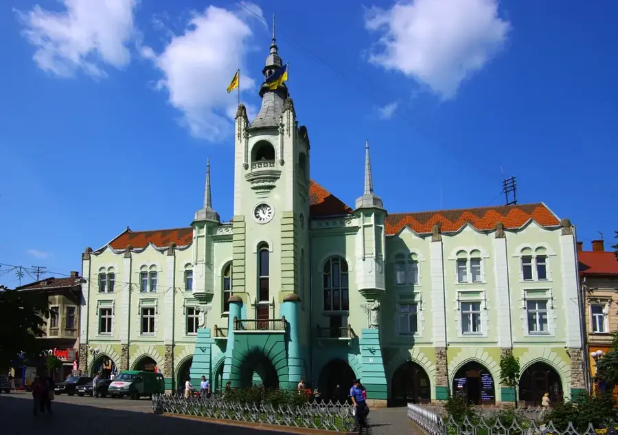 Mukacevo — Drogobîci-Săreni (Ucraina)