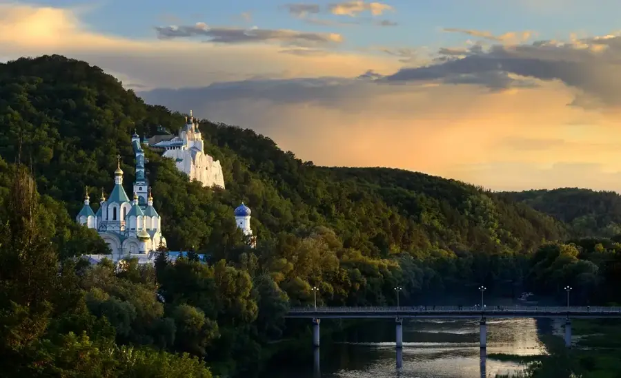 Lavra Sviatohirsk