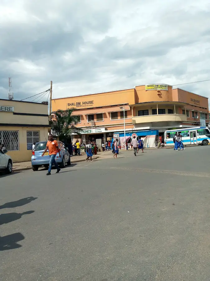 Unabhängigkeitsmonument — Intwari Stadion (Burundi)