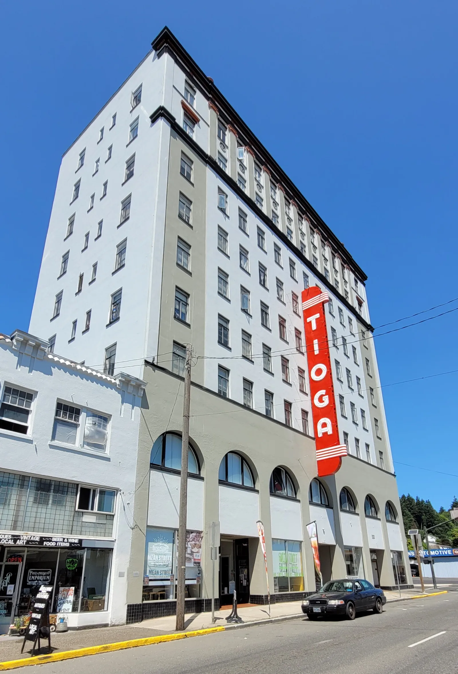 Coos Bay — Mount Hood (United States)