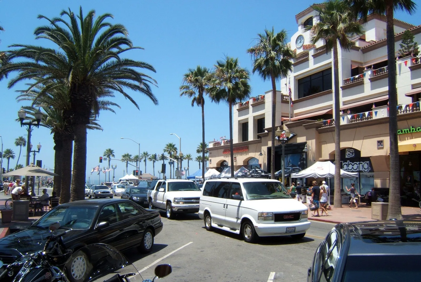 Huntington Beach — Muntele Shasta (Statele Unite)