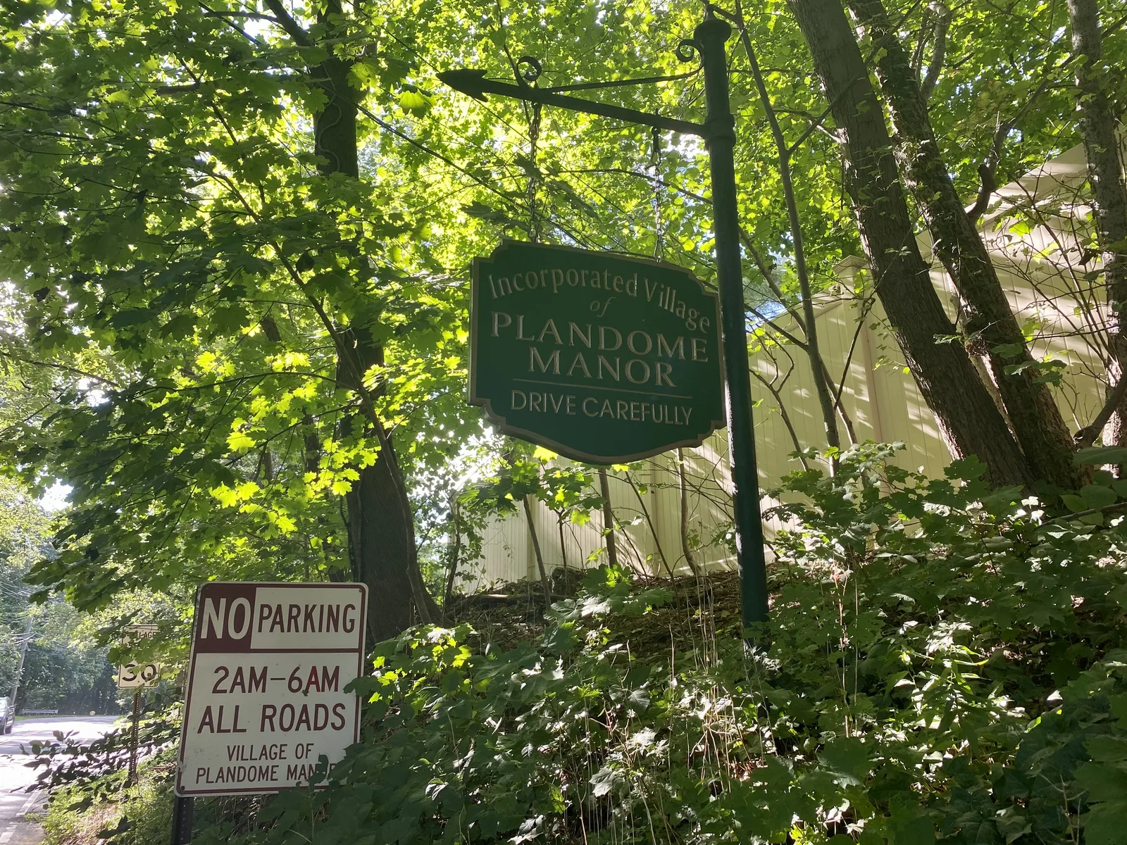Plandome Manor