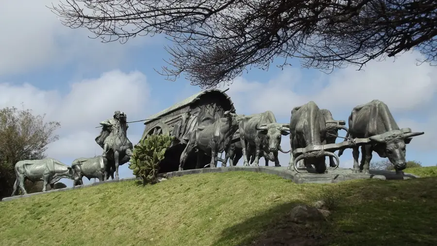 Monumento a La Carreta — Montevideo (Uruguay)