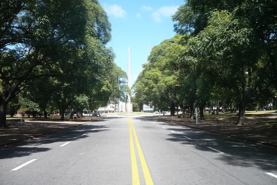 Obelisco a los Constituyentes — Montevideo (Uruguay)