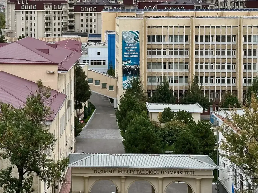Ökopark Taschkent — Mut-Denkmal (Usbekistan)