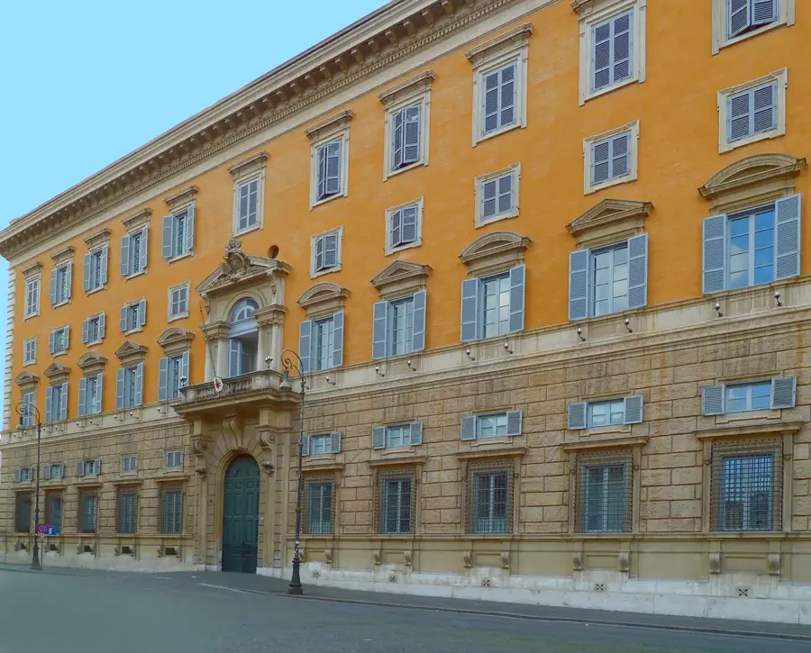 Palace of the Holy Office — Piazza dei Protomartiri (Vatican)