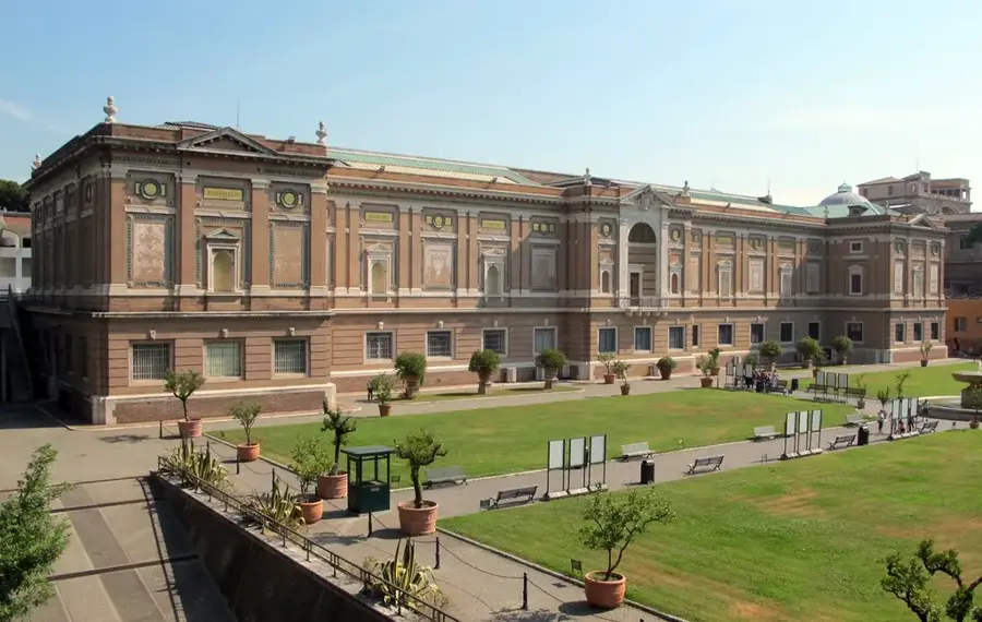 Pinacoteca Vaticană — Versanții Belvedere (Vatican)