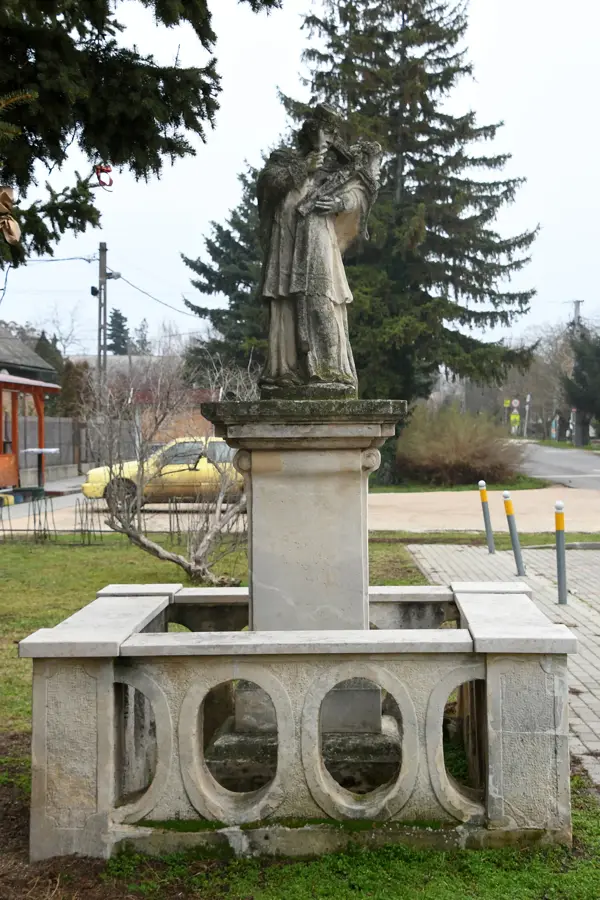 Velence — Oroszlány (Hungary)