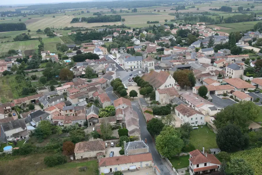 Vendeuvre-du-Poitou – city