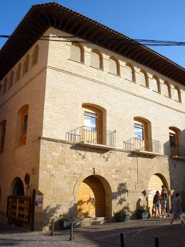 Casa del Vínculo — Cazarma de Munte (Venezuela)