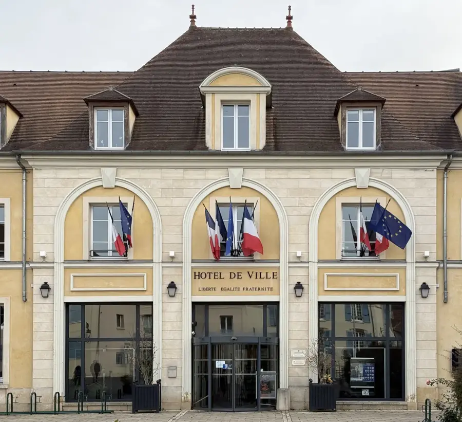 Verrières-le-Buisson – city
