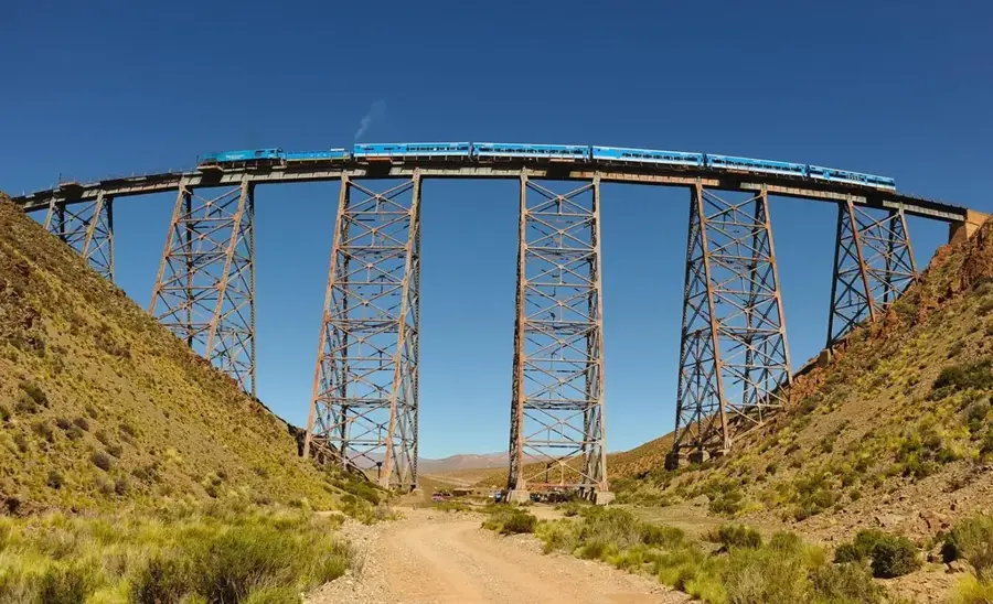 Viaductul La Polvorilla — Llullaillaco (Argentina)