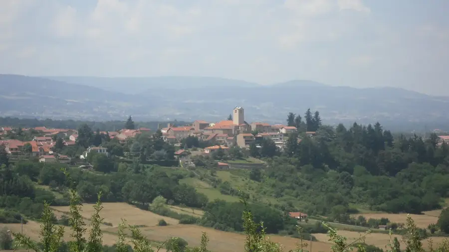 Villerest – city