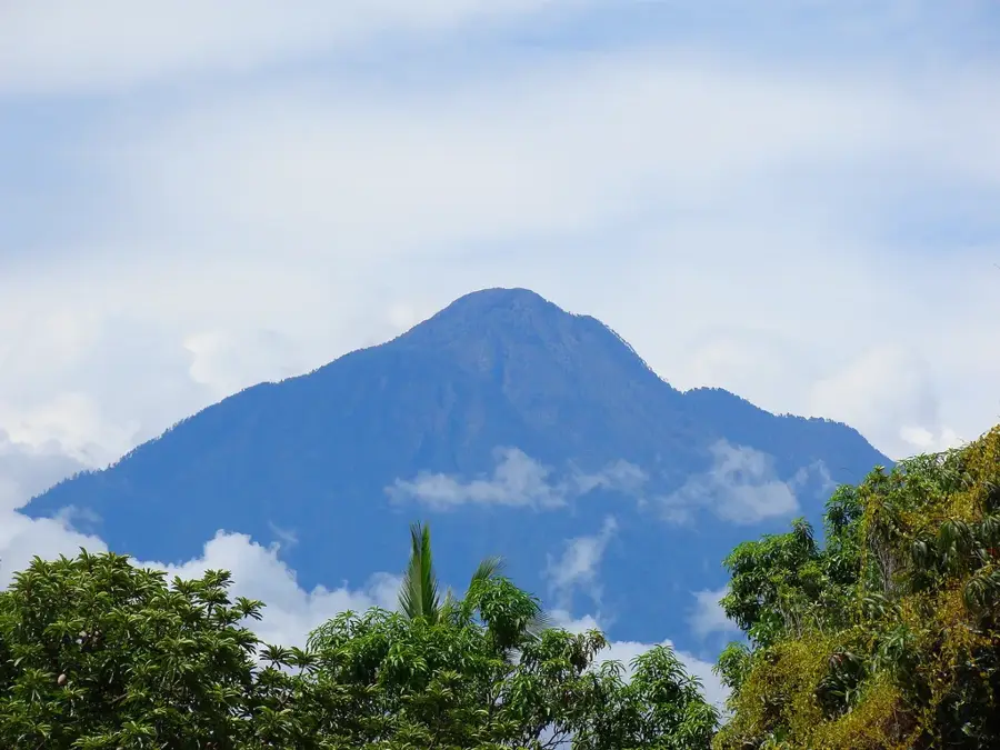 Tacaná Volcano — Yaxchilán (Mexico)