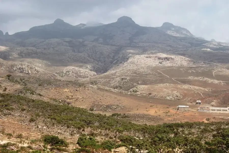 Wadi Dirhur — Hadibu (Jemen)
