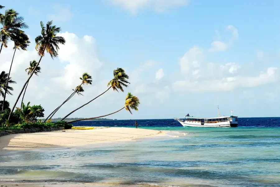 Nationalpark Wakatobi — Kendari (Indonesien)