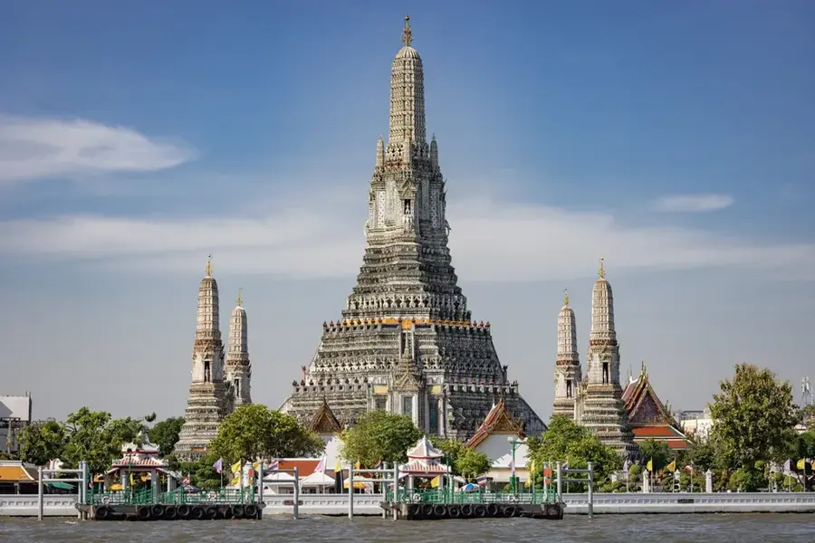 Tempel der Morgenröte (Wat Arun) — Bangkok (Thailand)
