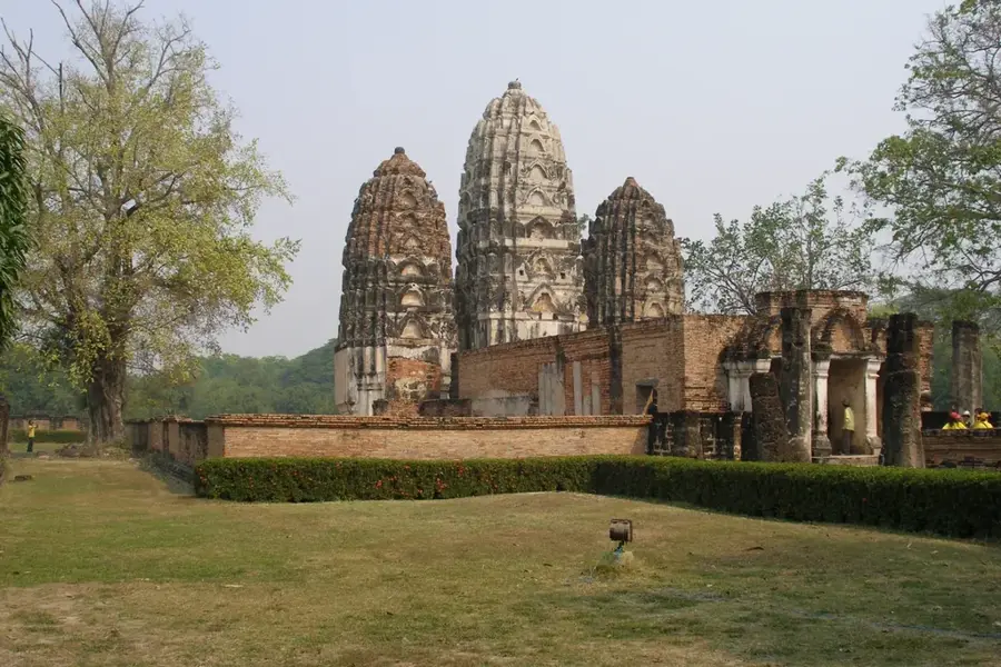 Wat Sri Chum — Mina de lignit Mae Moh (Thailanda)