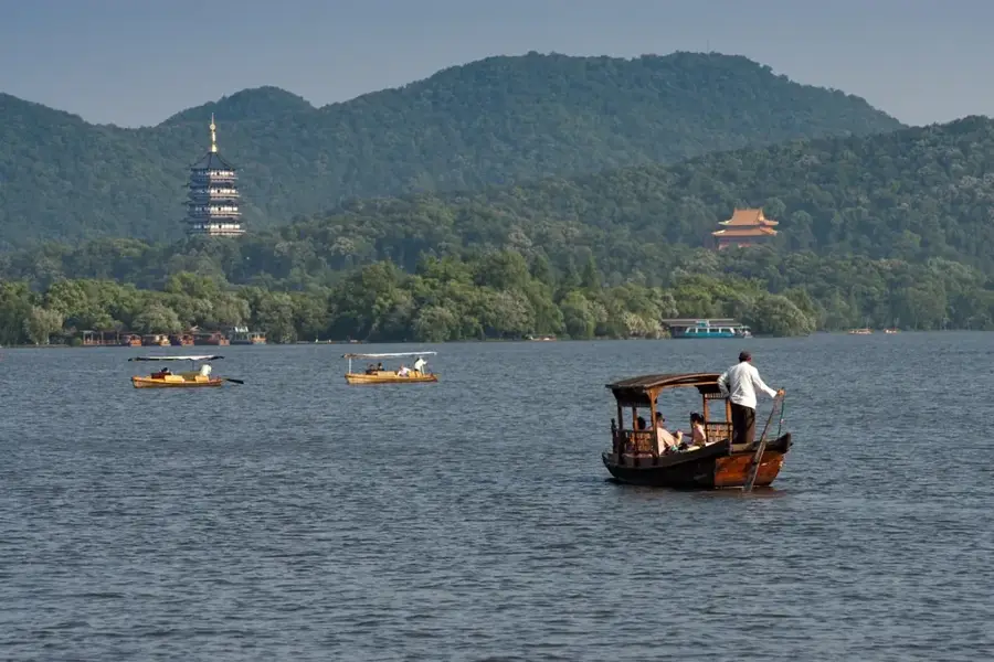 Lacul de Vest — Phủ Lý (Vietnam)