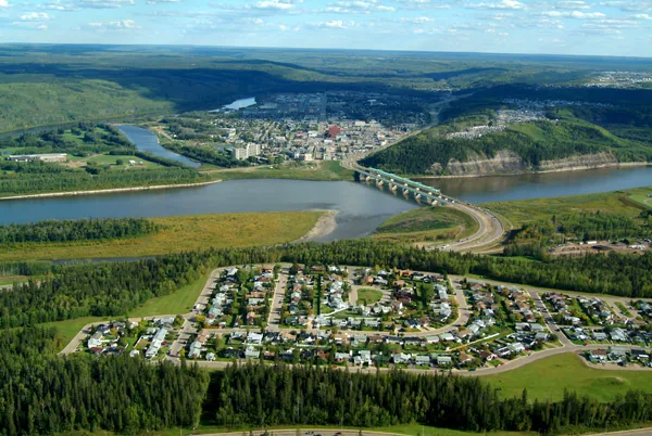 Fort McMurray — Airdrie (Canada)