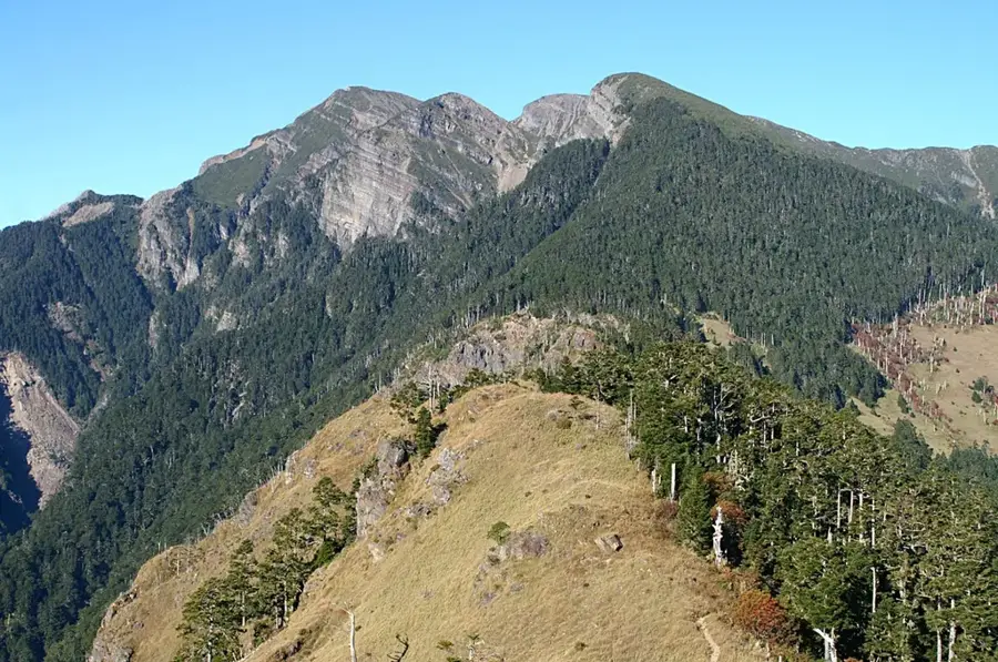 Schneeberg (Xueshan) — Wuling-Farm (Taiwan)