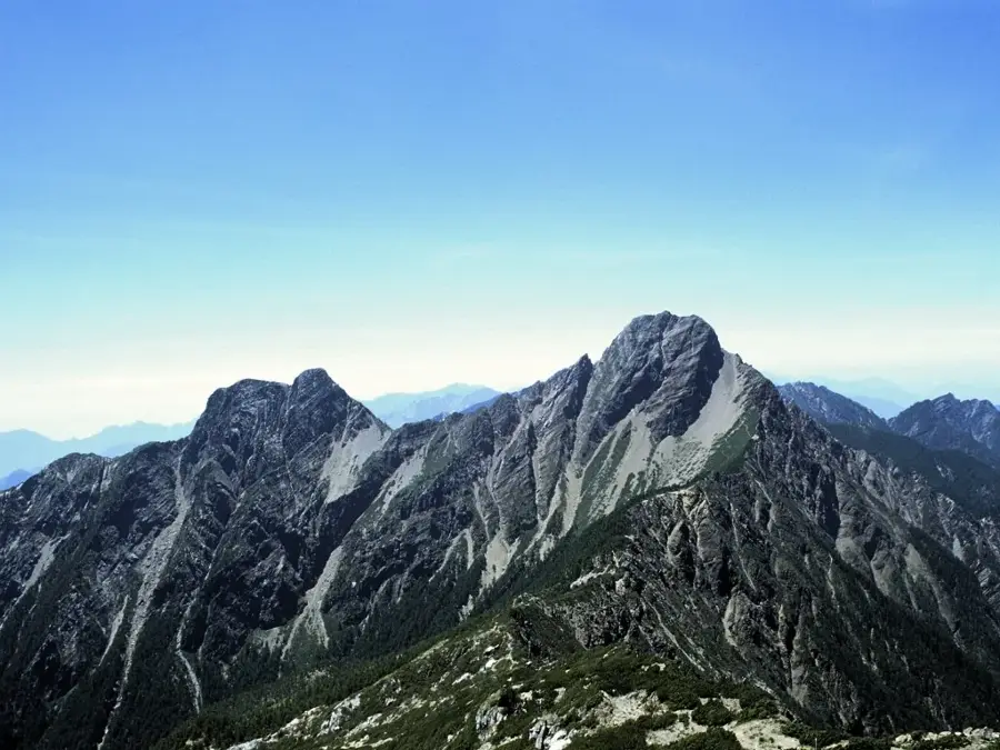 Jadeberg (Yushan) — Hehuanshan (Taiwan)