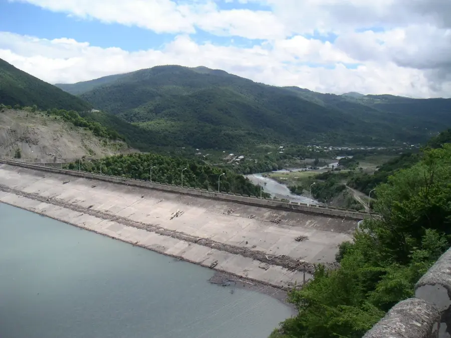 Zhinvali Hydroelectric Power Plant — Jvari Monastery (Georgia)